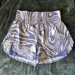Women's Purple Patterned Shorts by VITALITY X COSMOPOLITAN. Size:Small